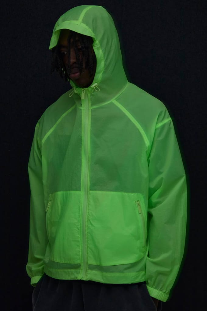 Oversized Boxy Glow In The Dark Transparante Cagoule Met Capuchon En Togglesluiting | Lime | Size Medium