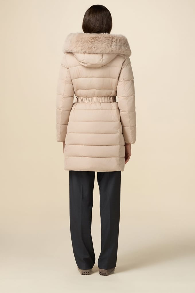 Oltre Midi Down Jacket With Belt And Furry Edge Beige Größe: 52R | Parkas Outlet | Damen | Braun