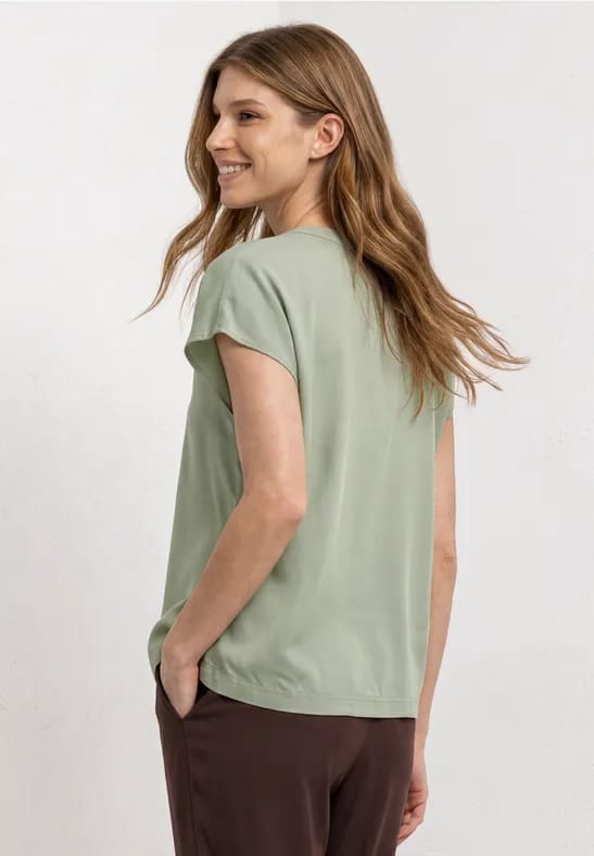Blouse met losse schouders en gespleten hals
