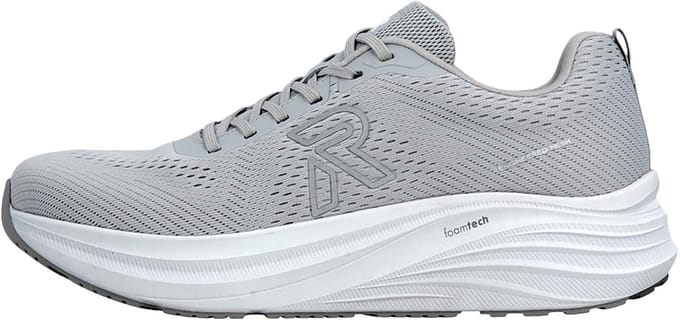 Sneakers met veters