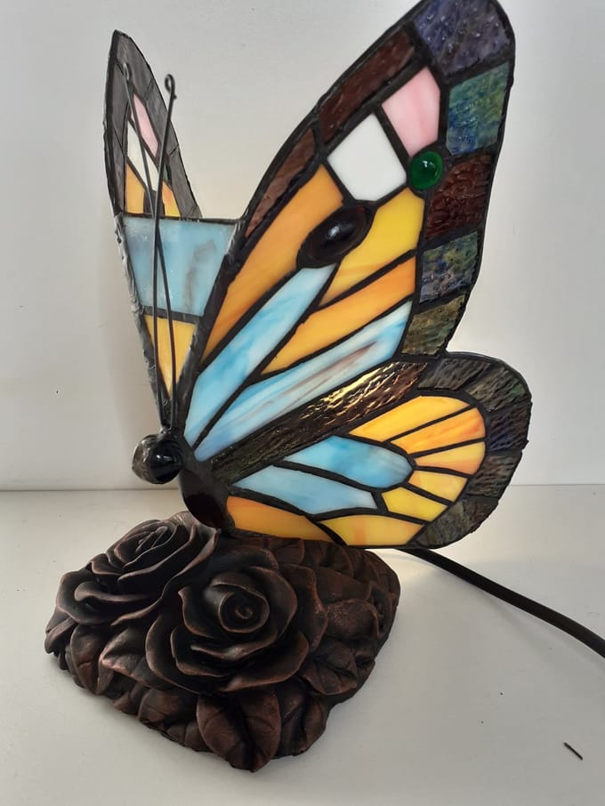 Vlinder beeld zeer mooie vlinder lamp incl.lampje 22 x 21 x 13 cm