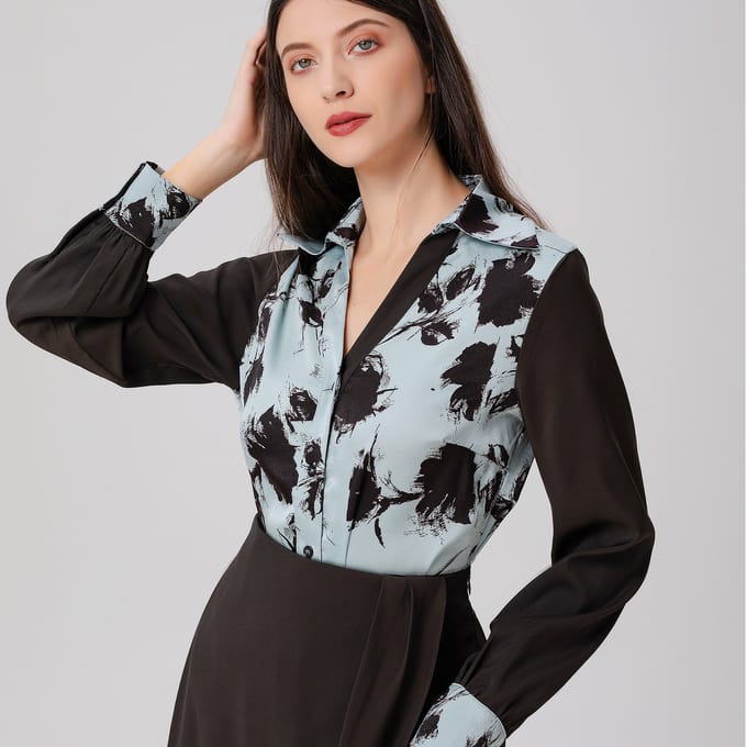 Overhemd met bloemenprint van twee materialen