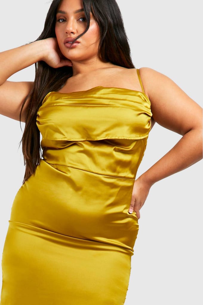 boohoo Dames Plus cowl-hals met riemen maxi slip-jurk | Chartreuse | Maat: 48