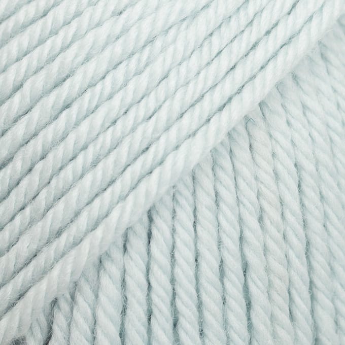 DROPS Daisy Uni Colour - 09 ijsblauw - Merino Garen
