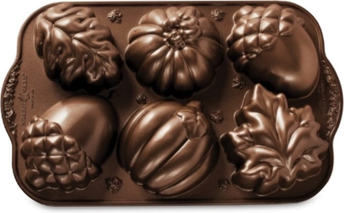 Bakvorm "Autumn Treats Pan" - Nordic Ware | Fall Harvest Bronze