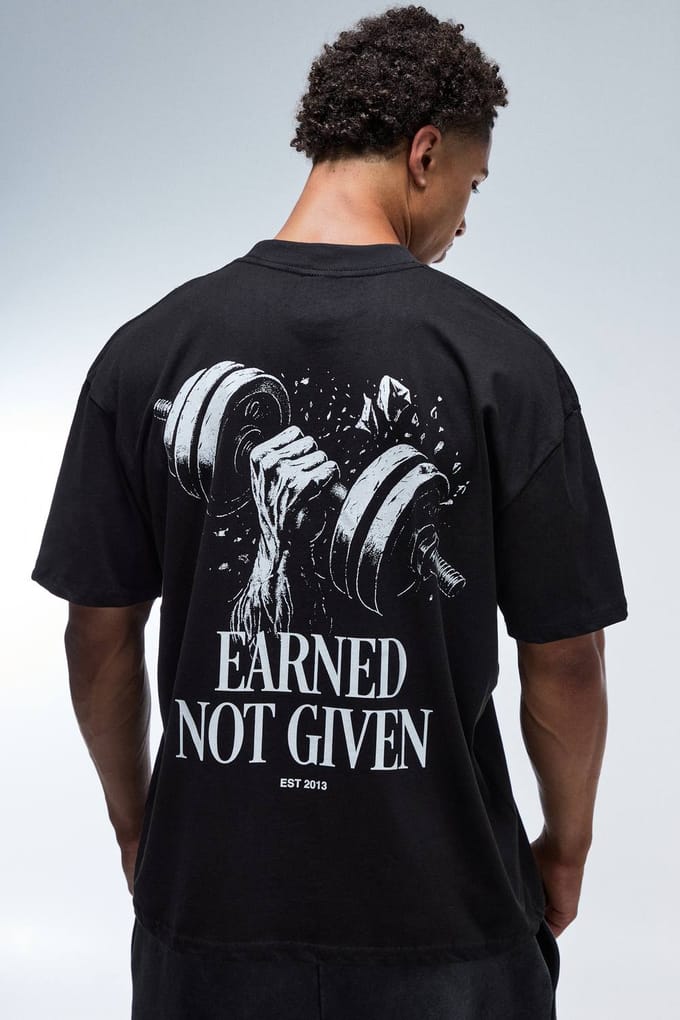 Heren Active Earned Not Given Oversized Verlengde Hals T-shirt | Black | Size Medium