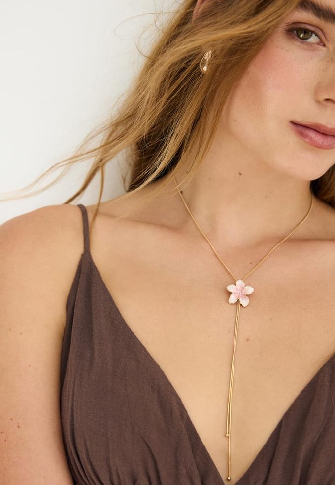 Stradivarius Set van 3 kettingen met bloemen van email  Goud OS
