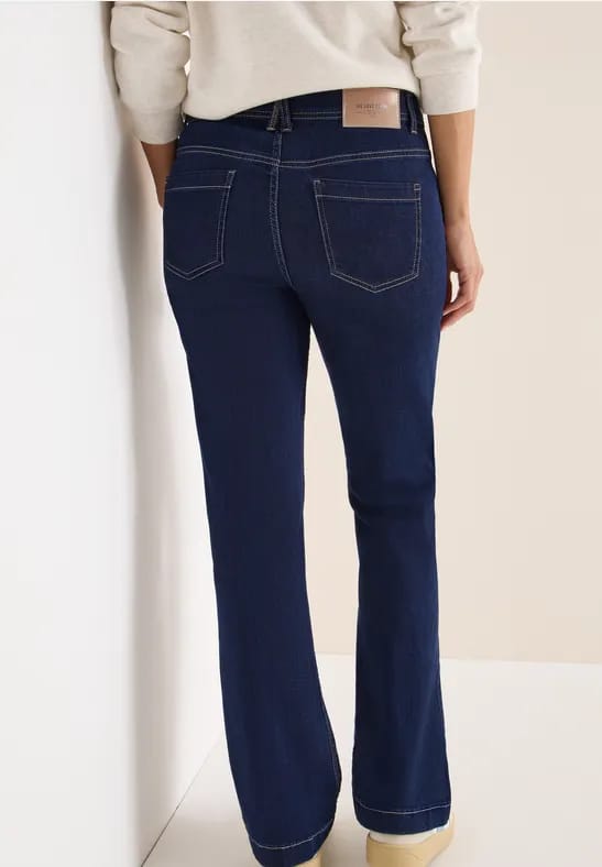 Bootcut jeans