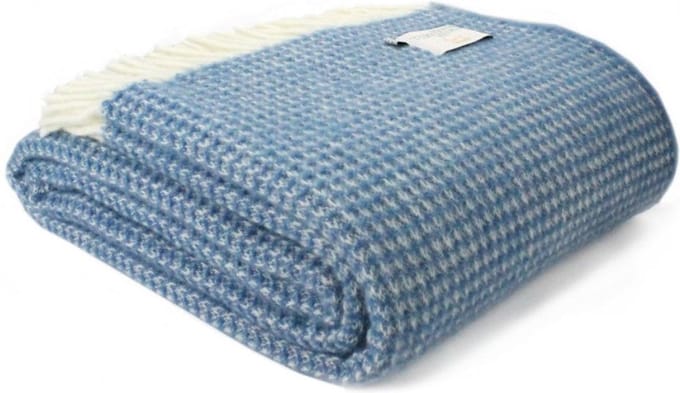 Plaid Waffle Blauw - 150x183 - Nieuw Wol - Tweedmill UK