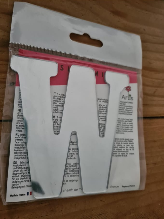 Letter W spiegel zelfklevend Artis