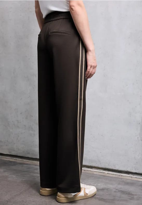 Broek met galonstrepen