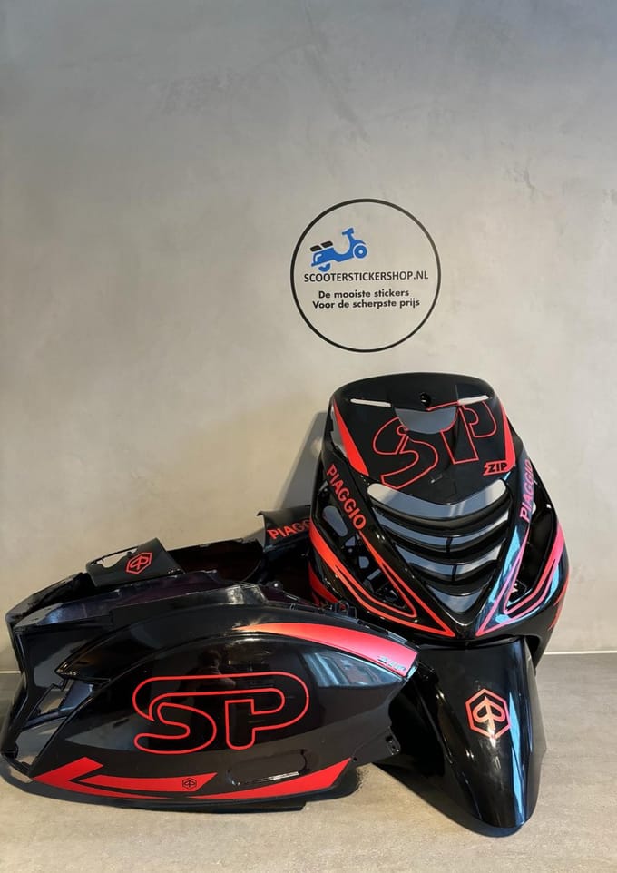 Piaggio zip - SP Outline Pakket S - Piaggio Zip Accessoire - Scooter Accessoires - Scooter Stickers - Rood - Mat