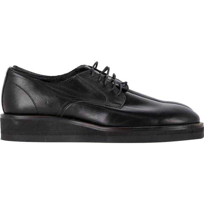 Yohji Yamamoto Veterschoenen in Zwart Leer