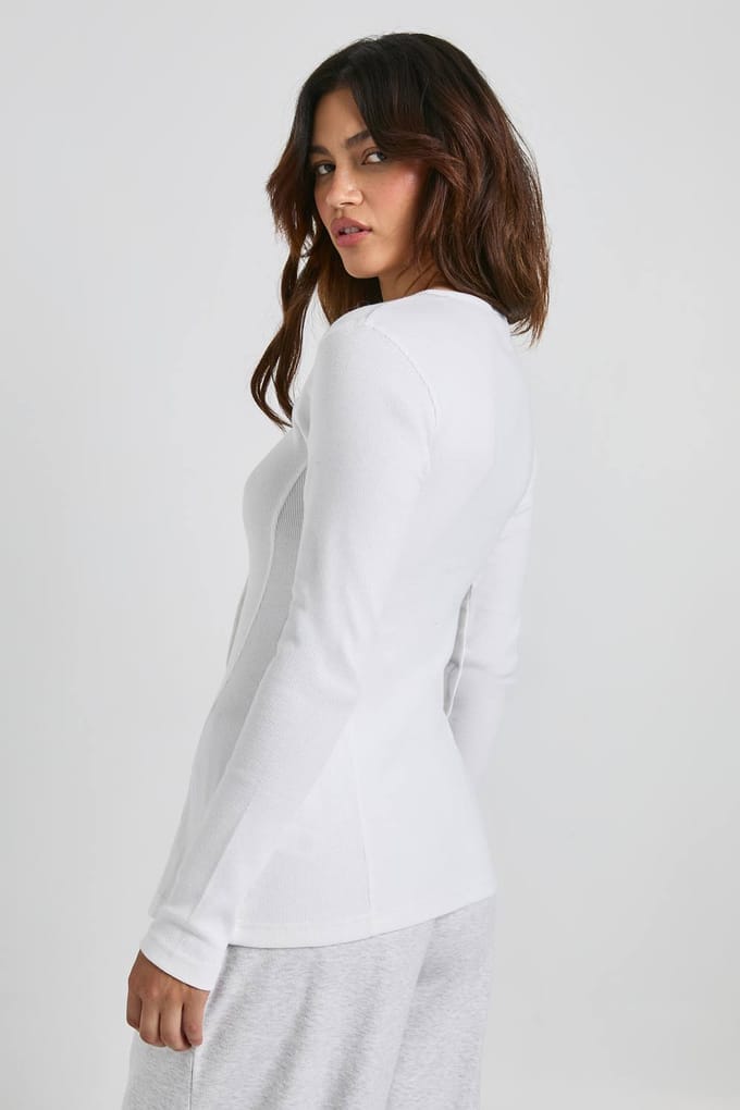 boohoo Dames Geribbelde top in longline-stijl met knoopsluiting aan de voorzijde | Wit | Maat: 44