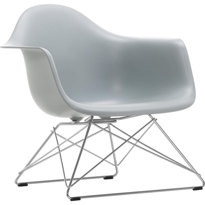 Vitra Eames Plastic Armchair LAR - lichtgrijs RE - glanzend chroom