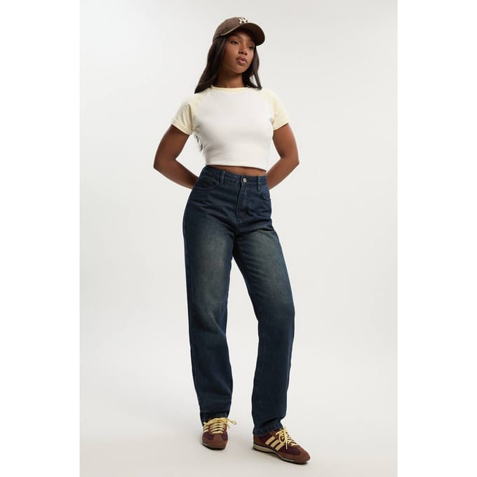 Dames Boohoo Basis Jeans met Rechte Pijpen | Dark Indigo | Maat: 6/32L