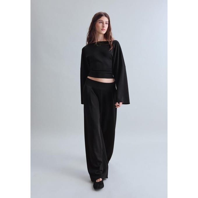 Stradivarius Asymmetrische sweater met plooien en zachte touch  Zwart S