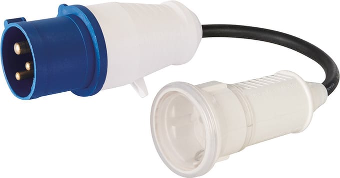 PowerMaster 16 A CEE 240 V stekker naar 16 A Schuko adapterkabel 240 V, 3-polig