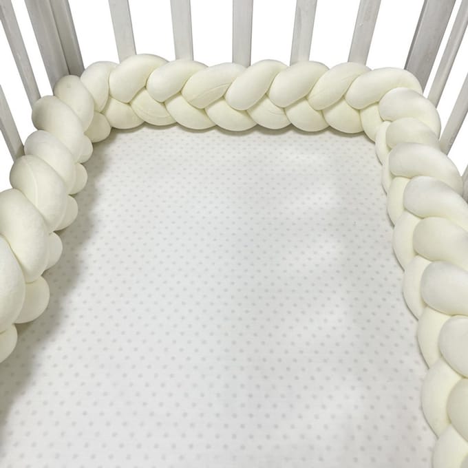 Gevlochten Baby Bed Bumper – Bedomrander / Boxomrander / Bedbumper – Velvet Polyester – 3 Meter – Crème