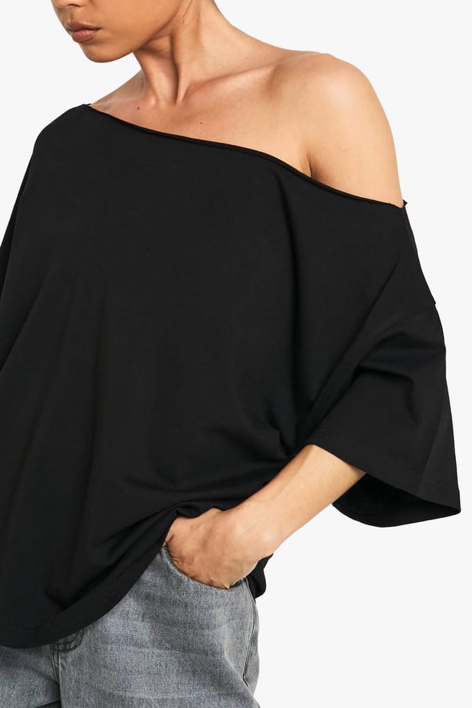 boohoo Dames Oversized schouderloos T-shirt | Zwart | Maat: 42