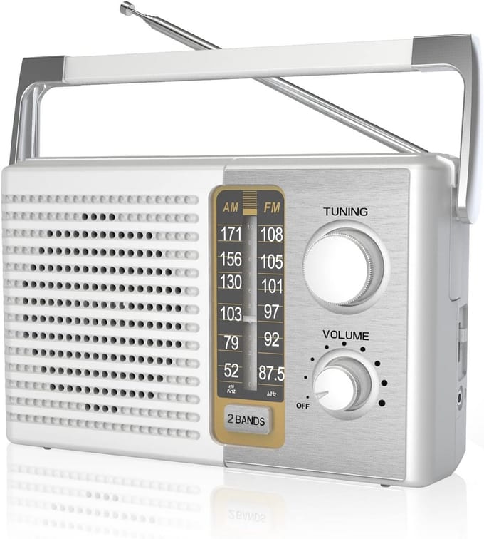 Draagbare Radio - Transistorradio AM FM - Muziek Luisteren - Waterdicht Ontwerp - 20 cm - Wit