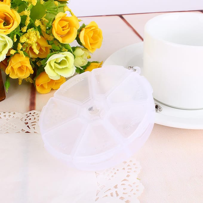 Mini 7 Dagen Wekelijkse Pillendoos Dispenser Organizer Container Ronde Tabletten Pillenhouder white