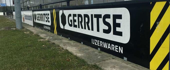 Reclamebord voetbalveld 300cm x 70cm
