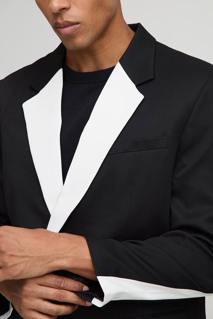 Rechte pasvorm blazer met contrastpaneel | Black | Size Small