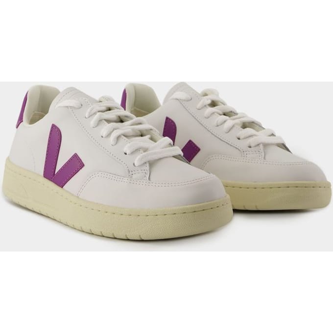 V-12 Sneakers - Veja - Leer - Kosmoswit