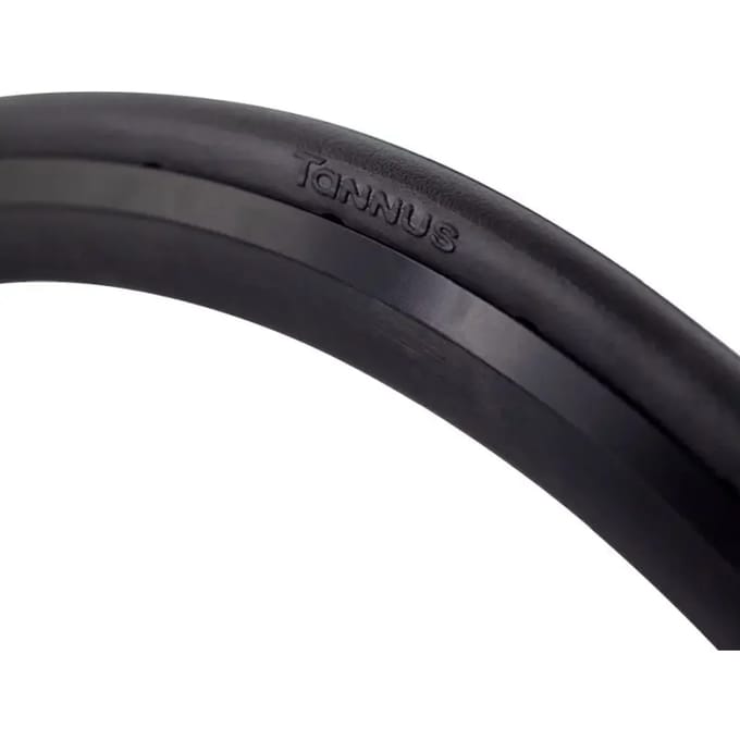 Tannus Buitenband Slick Airless 28 X 7/8 (23-622) Zwart