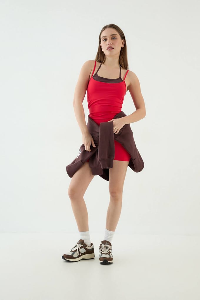 Dames Dsgn Studio Gebeeldhouwde Contrast Interne Gevoerde Vest Top | Chilli | Maat: Medium