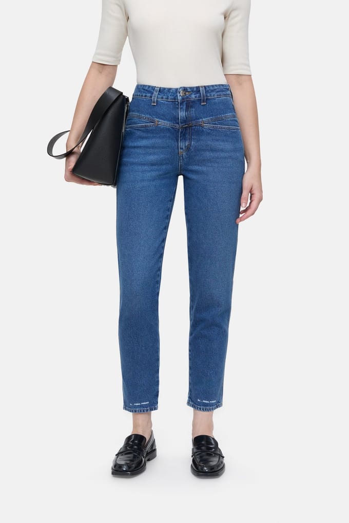 Closed Pedal Pusher Jeans Mid Blue size W26L32 | Straight Pants Outlet | Women | Blue