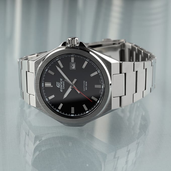 Casio Edifice EFB-108D-1AVUEF Herenhorloge 45 mm - Zilverkleurig