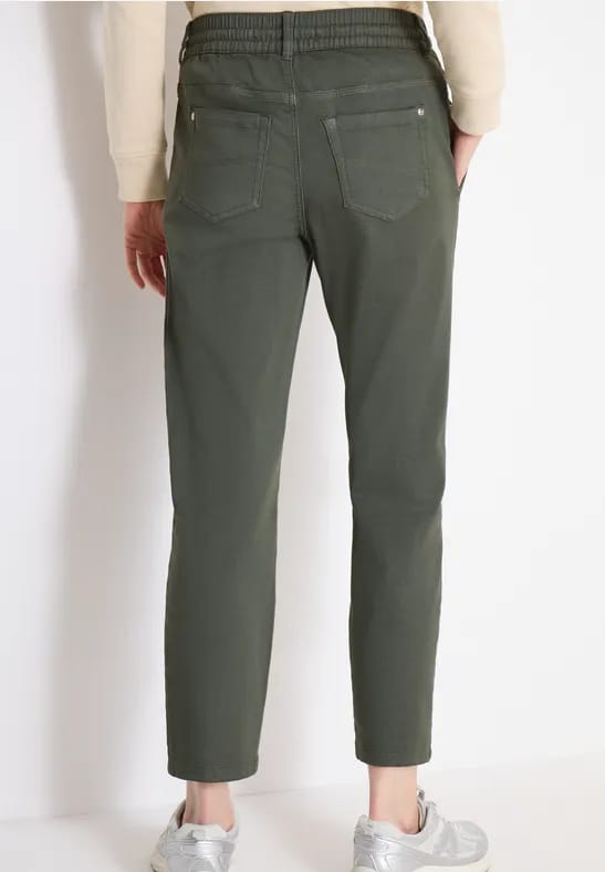 Mid Waist Slim Legs broek in Loose Fit