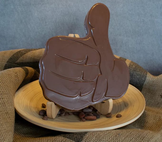 Chocolade duim cadeau XXL - ambachtelijke Belgische chocolade - 700 gram - Melk chocolade