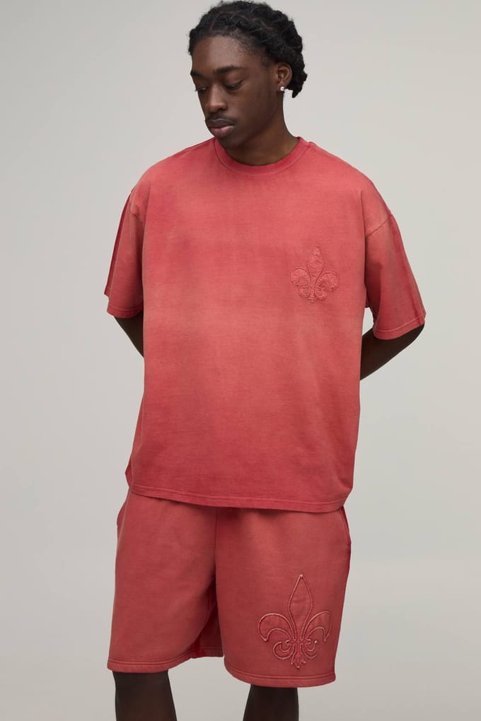 Oversized Gothic Fleur De Lis Applicatie Gewassen T-shirt & Baggy Short Set | Rust | Size Medium