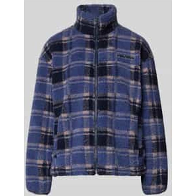 Teddybont Jack met opstaande kraag en Labeldetail