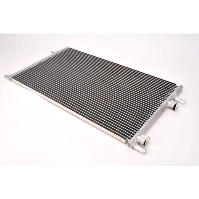Condensator, airconditioning THERMOTEC KTT110007