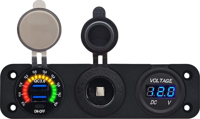 ProRide 12V USB Autolader 2 Poorten - QC3.0 - Voltmeter en 12V/24V Sigarettenplug - Drievoudig inbouw