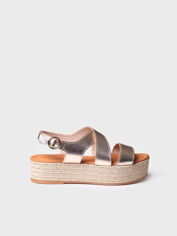 Sandalen met bandjes en plateauzool | ELISENDA