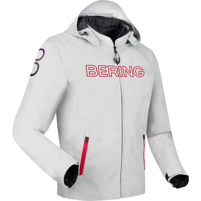 Motorjas Bering Warwick