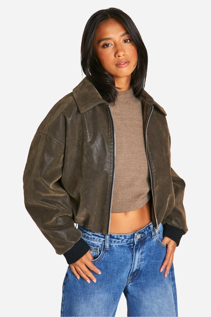 boohoo Dames Petite Vintage Look Bomberjack van kunstleer | Bruin | Maat: 44
