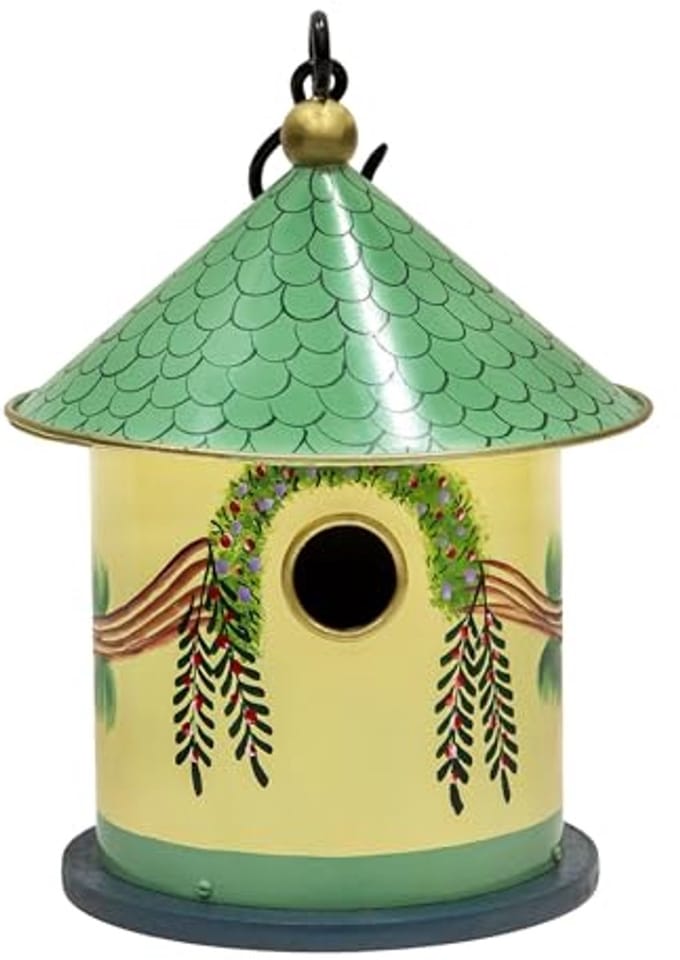 Nostalgisch Vogelhuisje met Wijnstok en Bloemenversiering