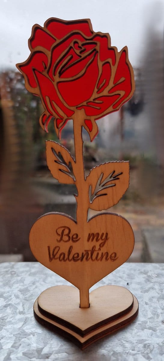 Passie voor Stickers - Roos van hout gelaserd staand 15cm