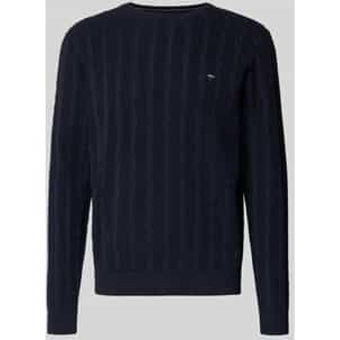 Gebreide pullover met kabelpatroon en labelstitching