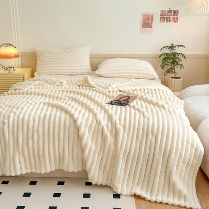 Allecto - Knuffeldeken - Warme pluche deken - voor snuggle momenten