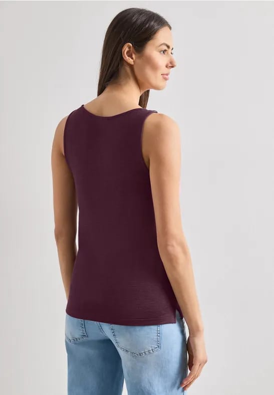 Top met boothals en schouderdetail