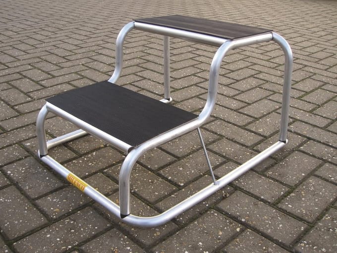 Dubbele Opstap - Camping Trap - Veilig Instappen - Antislip Rubber - 36cm x 21cm - Zwart