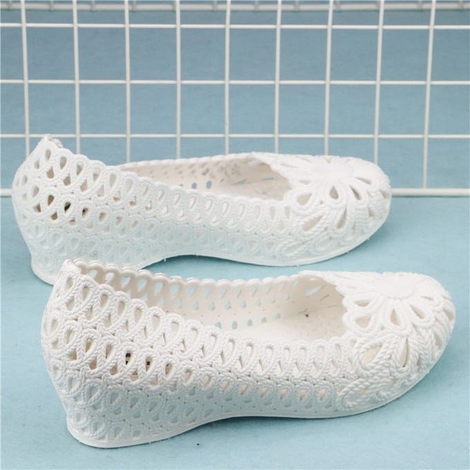 Sandales compensées d'été pour femmes en plastique pour femmes blanches antidérapantes chaussures de travail 40 beige