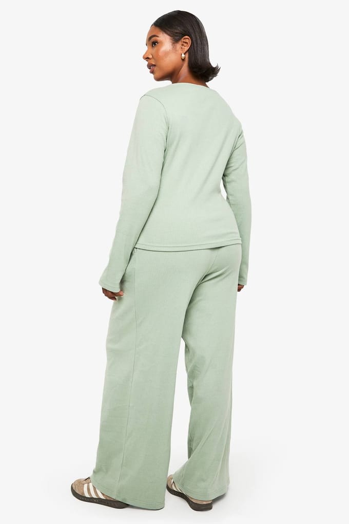 boohoo Dames PLUS ENKELKANAALS TAILLEBAND ZACHT GERIBBELD | Sage | Maat: 18